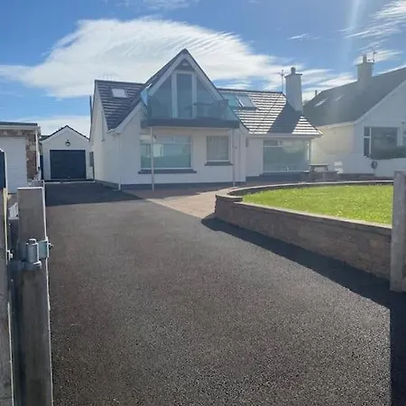 Modern Holiday Home With Sea View & Bbq Hut- Close To Beach Portstewart Exterior photo